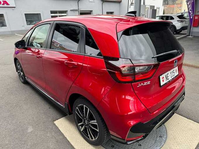 Honda  JAZZ 1.5i-MMD Advance Sport E-CVT