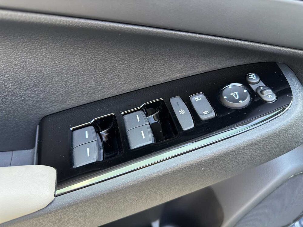 Honda HR-V HR-V 1.5 i-MMD Advance Style, inkl. Scheibentönnung Leasing Aktion 1.9%